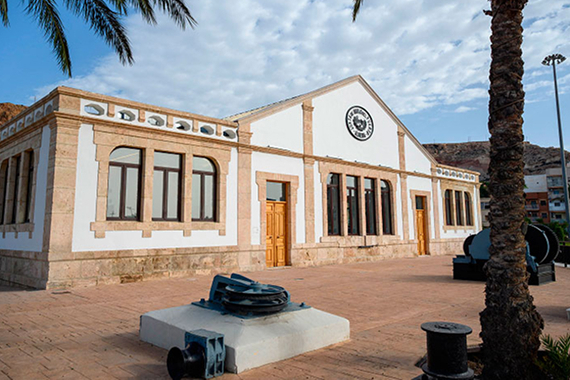 Varadero Puerto de Almería