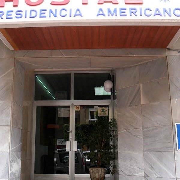 Hostal Americano - Alojamiento- Almería