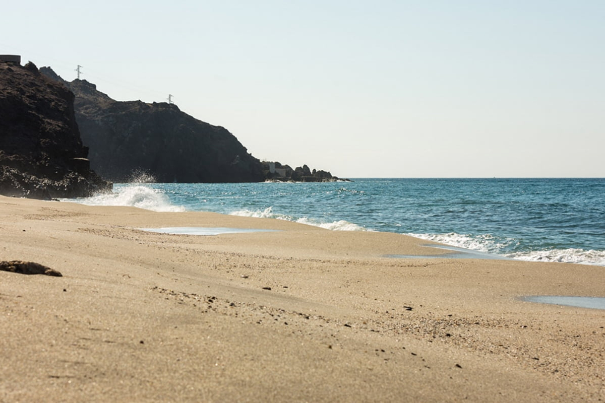 Playa La Fabriquilla - Turismo Almería