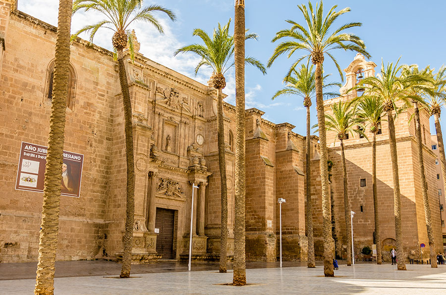 tierra de cine catedral - Turismo Almería