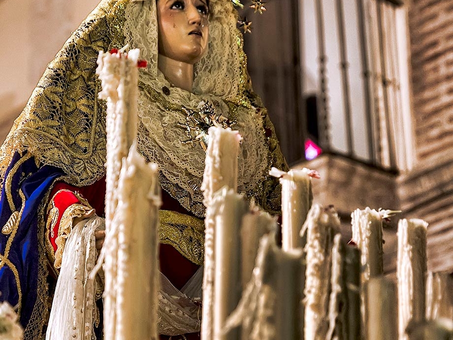 Imagen religiosa de María Santísima de la Amargura