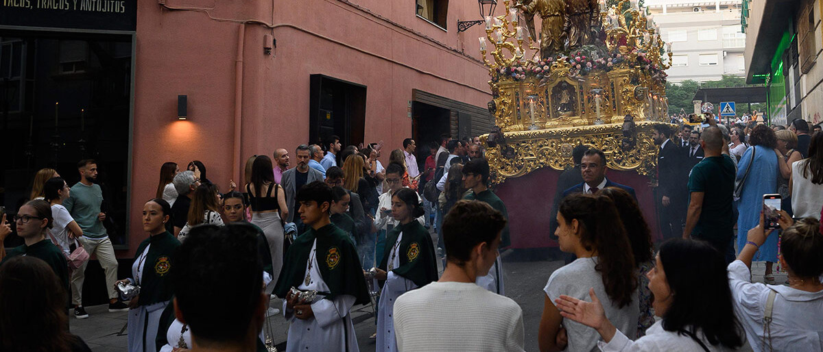 Paso de Semana Santa por las calles de Almería, Estudiantes