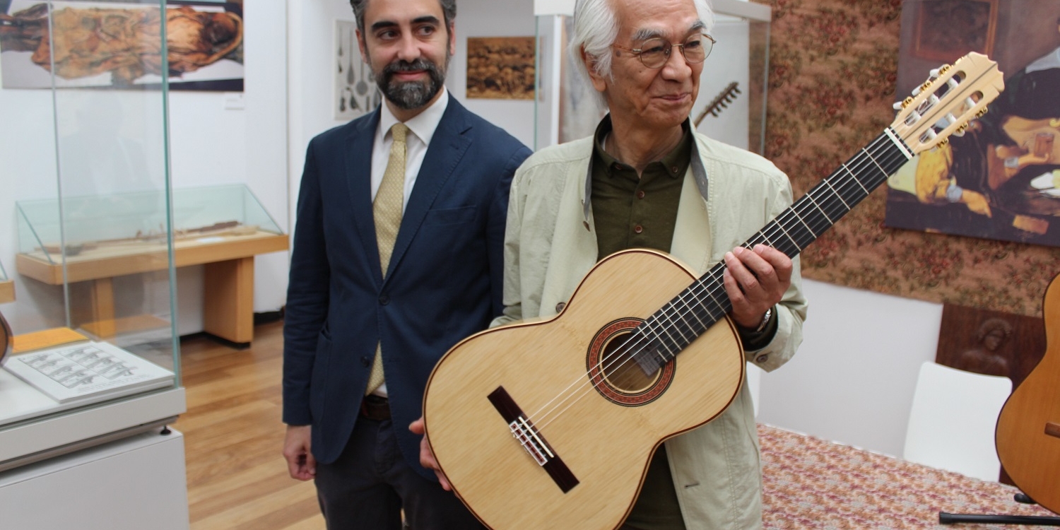 Recepcion guitarra japonesa 15 uai - Turismo Almería