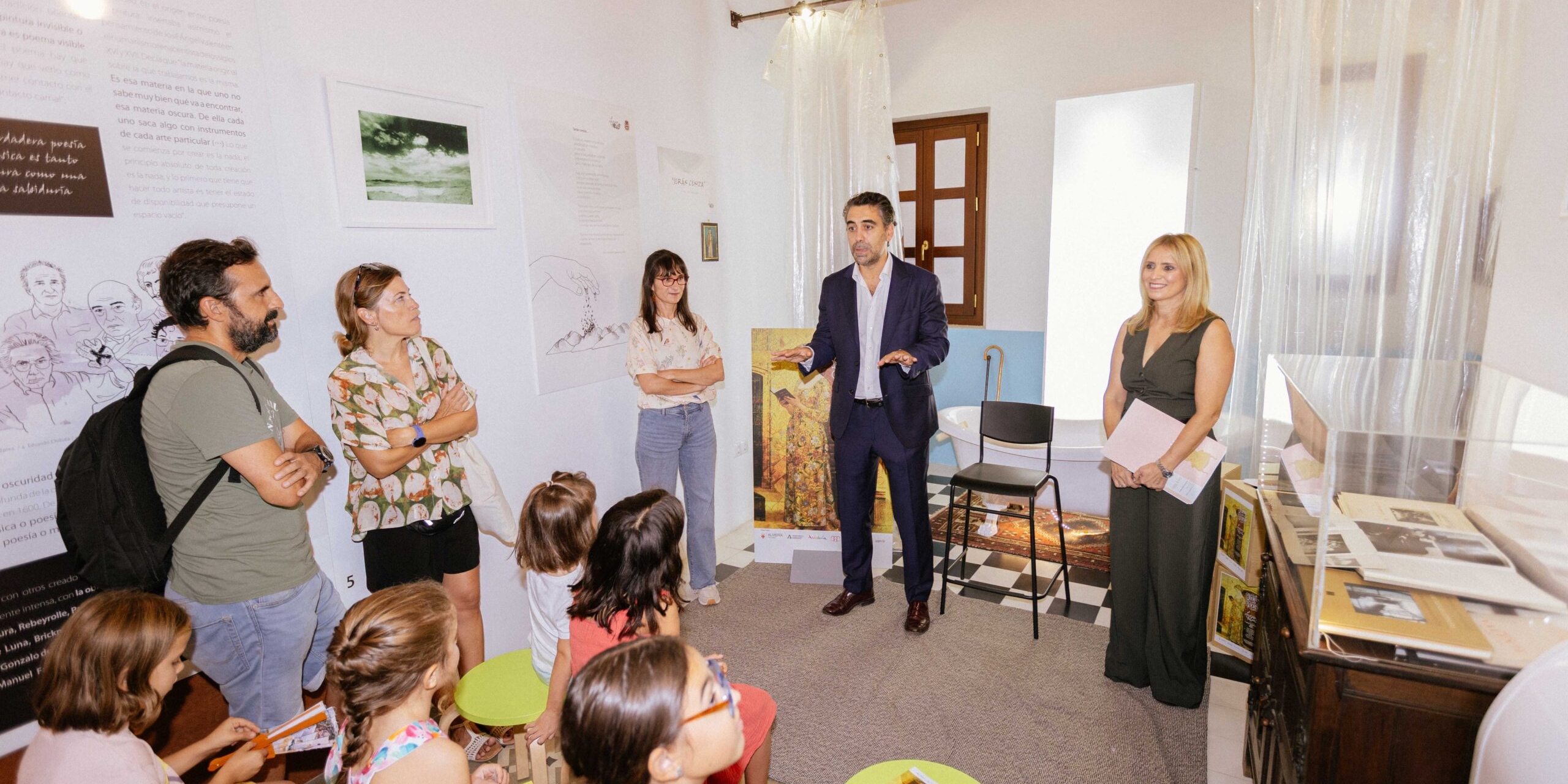 Turismo Almería 250920 Concejal da bienvenida en Verano en Verso 2 scaled uai - Turismo Almería