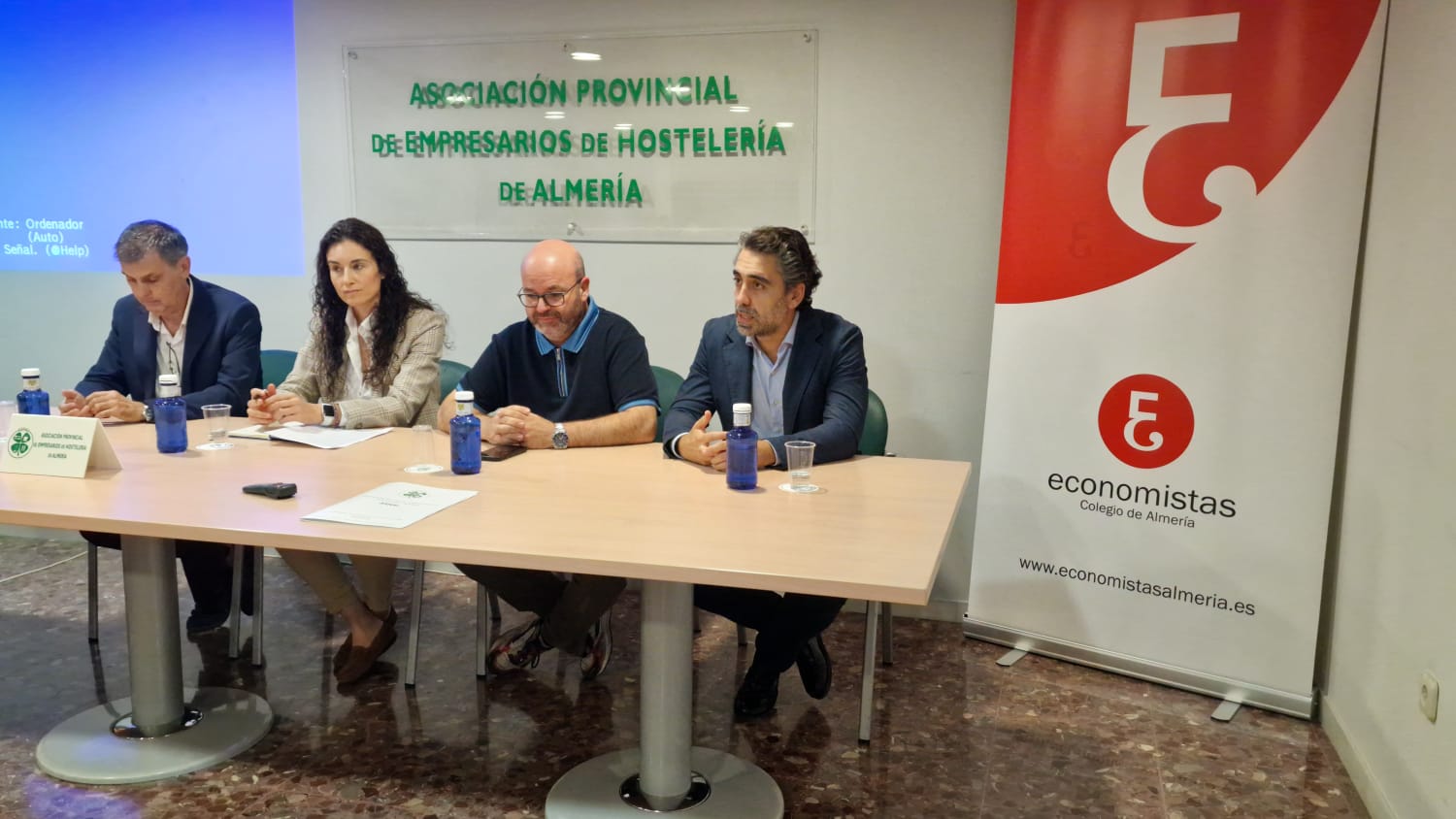 Jornadas Verifactu en ASHAL - Turismo Almería
