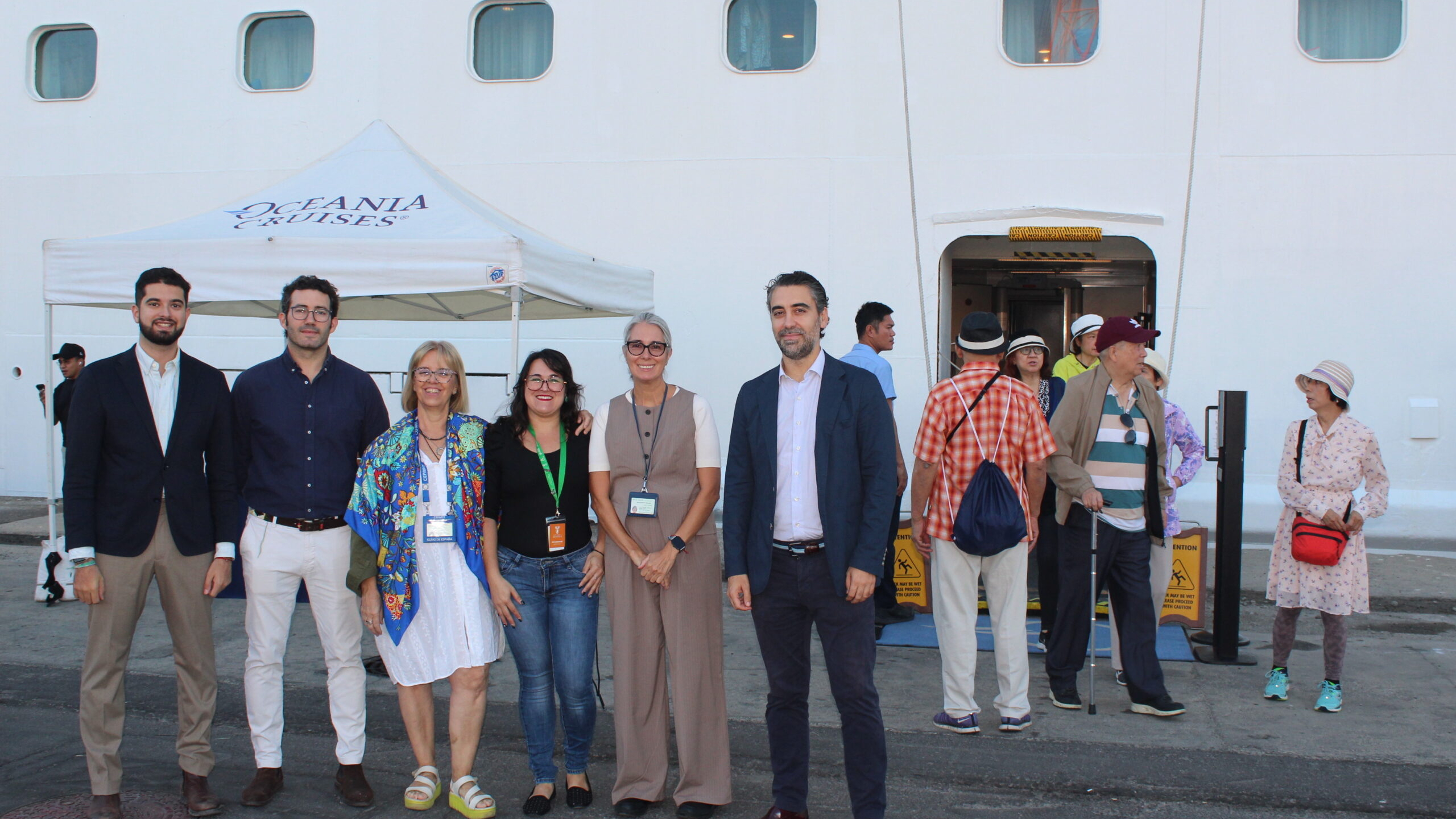 cruceros3 scaled uai - Turismo Almería