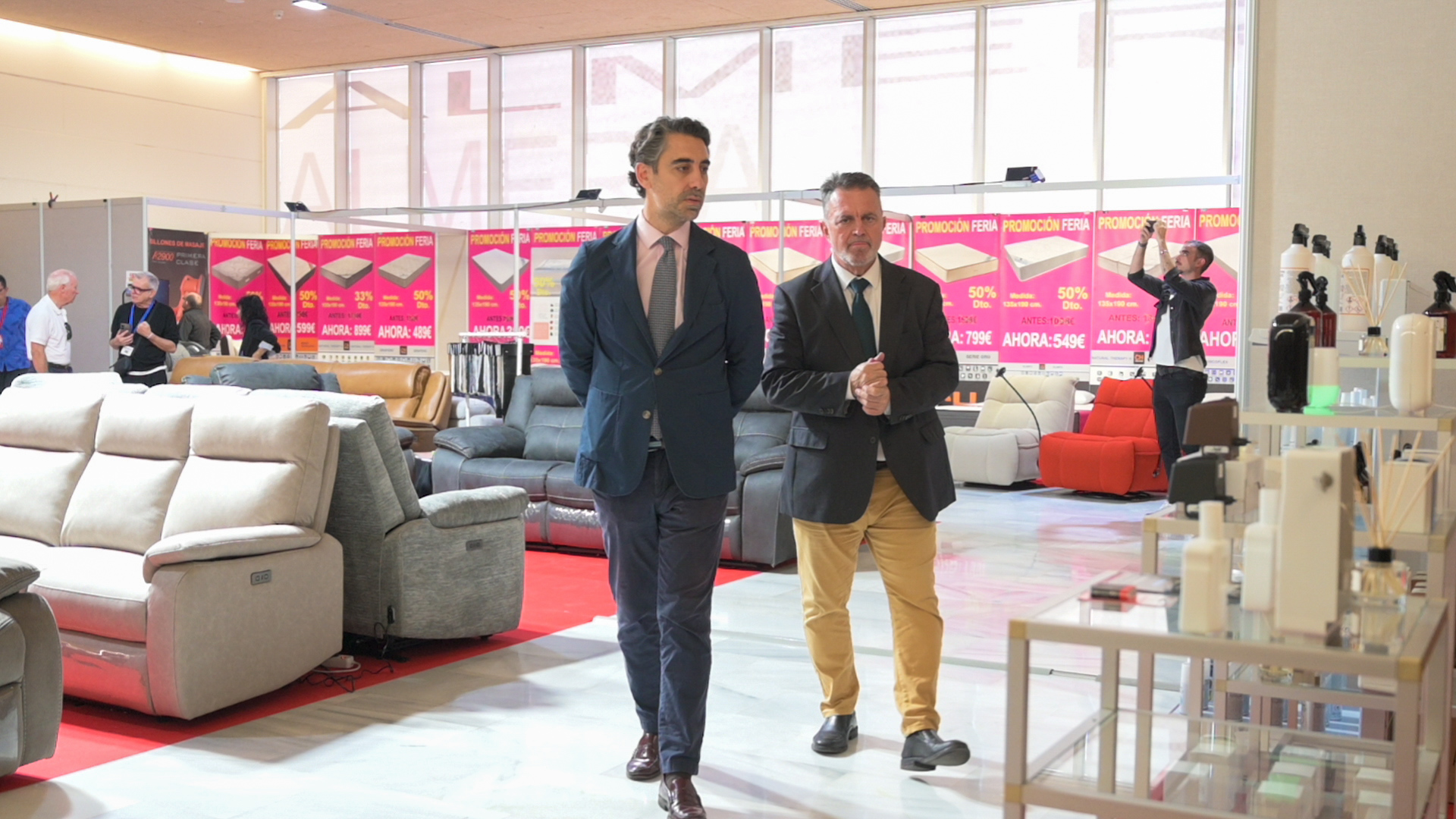 Turismo Almería Inauguracion Toyo Home y November car 38 - Turismo Almería