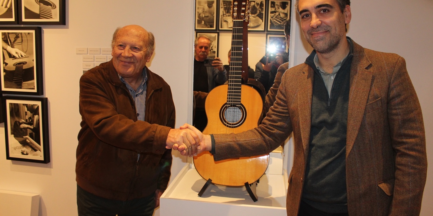 Turismo Almería Cesion guitarra museo 2 uai - Turismo Almería