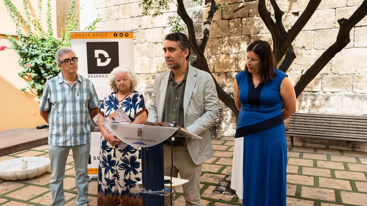 Perez de la Blanca Revista D uai - Turismo Almería